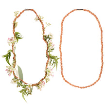 Load image into Gallery viewer, KIKKERLAND Huckleberry Make Your Own Fresh Flower Necklace
