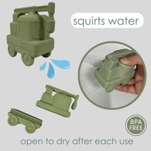 Load image into Gallery viewer, ALI + OLI Bath Toys 3pc Water Set
